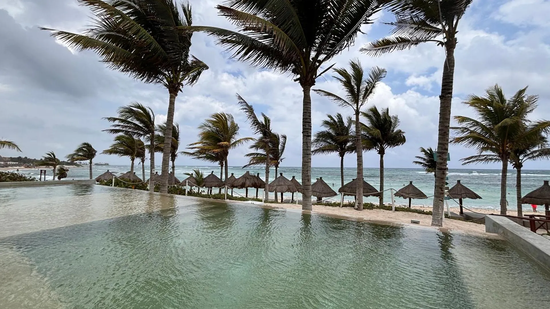 Golf & Beach Haven Tulum Apartment